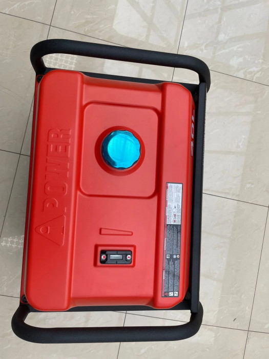 Бензиновый генератор A-iPower A6500EA в супер тихом зимнем кожухе с блоком автозапуска 230/400В, 63А (20109_10)