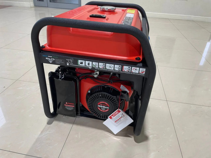 Бензиновый генератор A-iPower A8000EAX с электростартером, 7.5 кВт, 230В (20120)